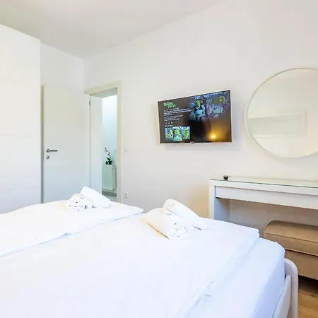 Exquisite Prestige Luxury With Shared Pool Zára