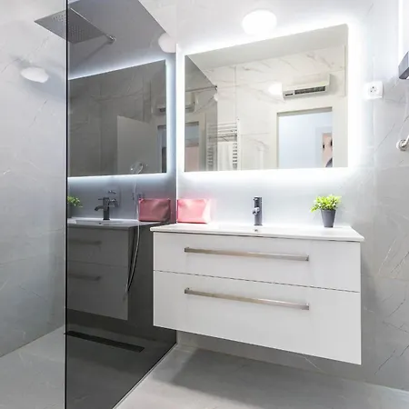 Apartman Exquisite Prestige Luxury With Shared Pool Zadar