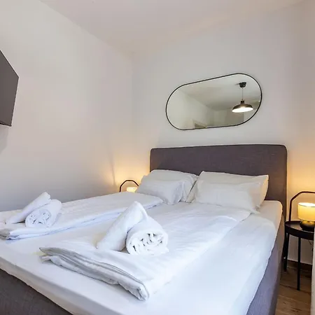Apartman Exquisite Prestige Luxury With Shared Pool Zadar