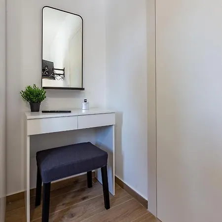 Apartman Exquisite Prestige Luxury With Shared Pool *