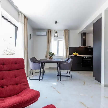 Exquisite Prestige Luxury With Shared Pool Apartment Zadar