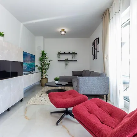 Exquisite Prestige Luxury With Shared Pool Apartman *