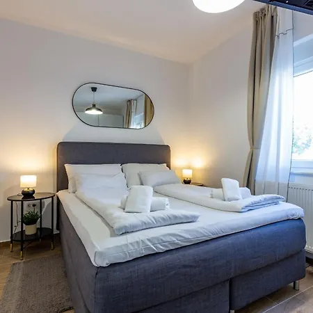 Apartman Exquisite Prestige Luxury With Shared Pool *